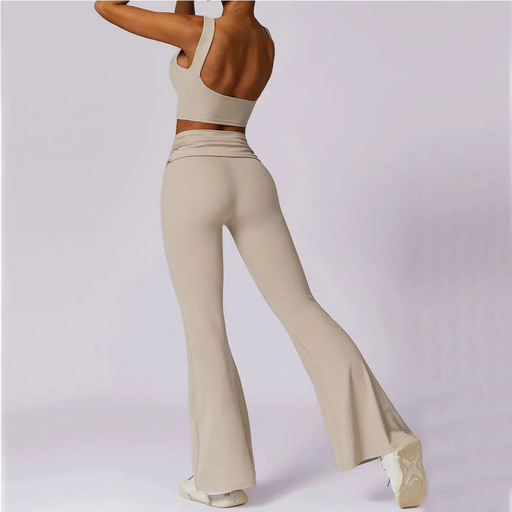 Elevate Activewear: Seamless Leggings & Top Set