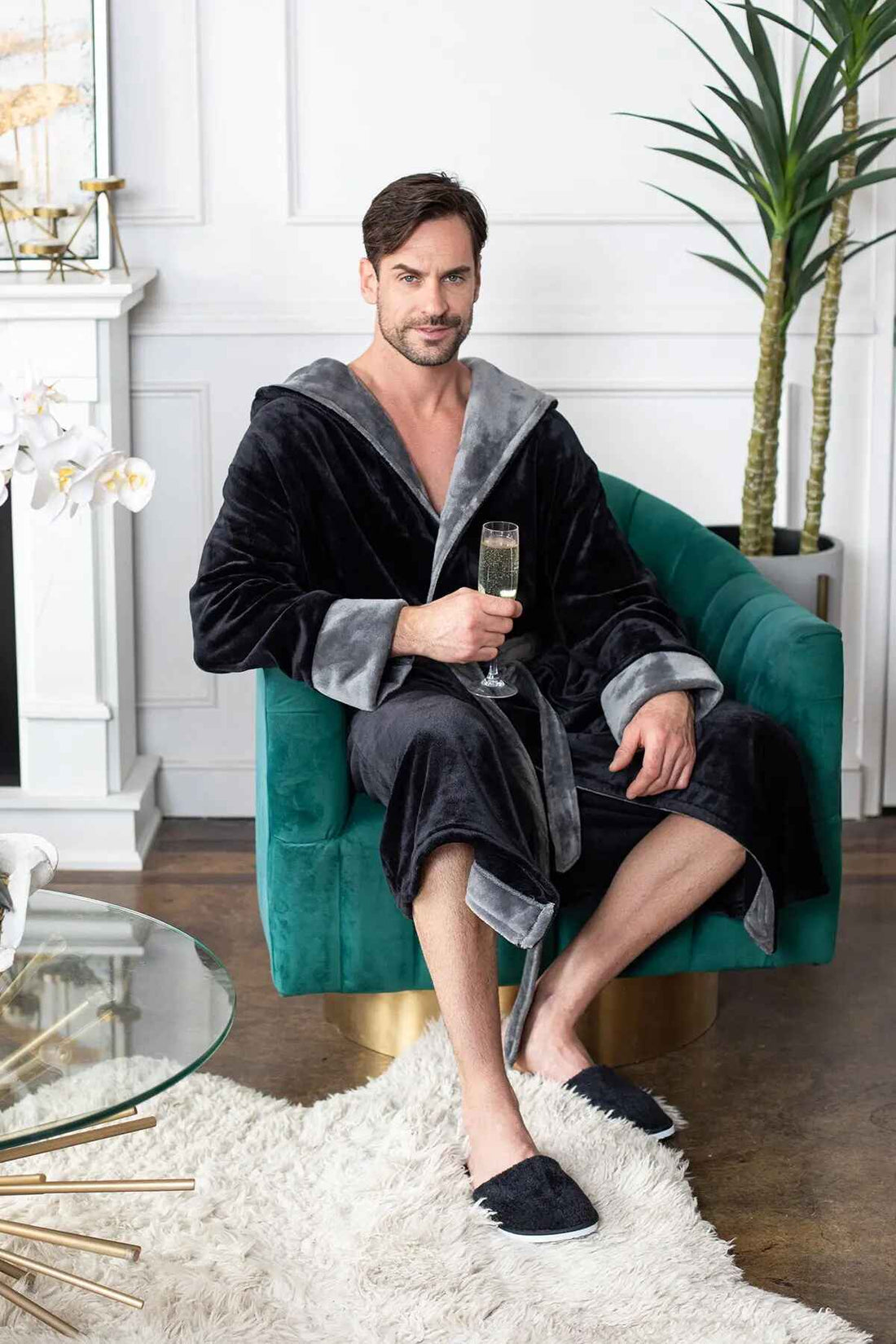 Men’s Robe with Hood – Ultra-Soft Plush Comfort for Everyday Use