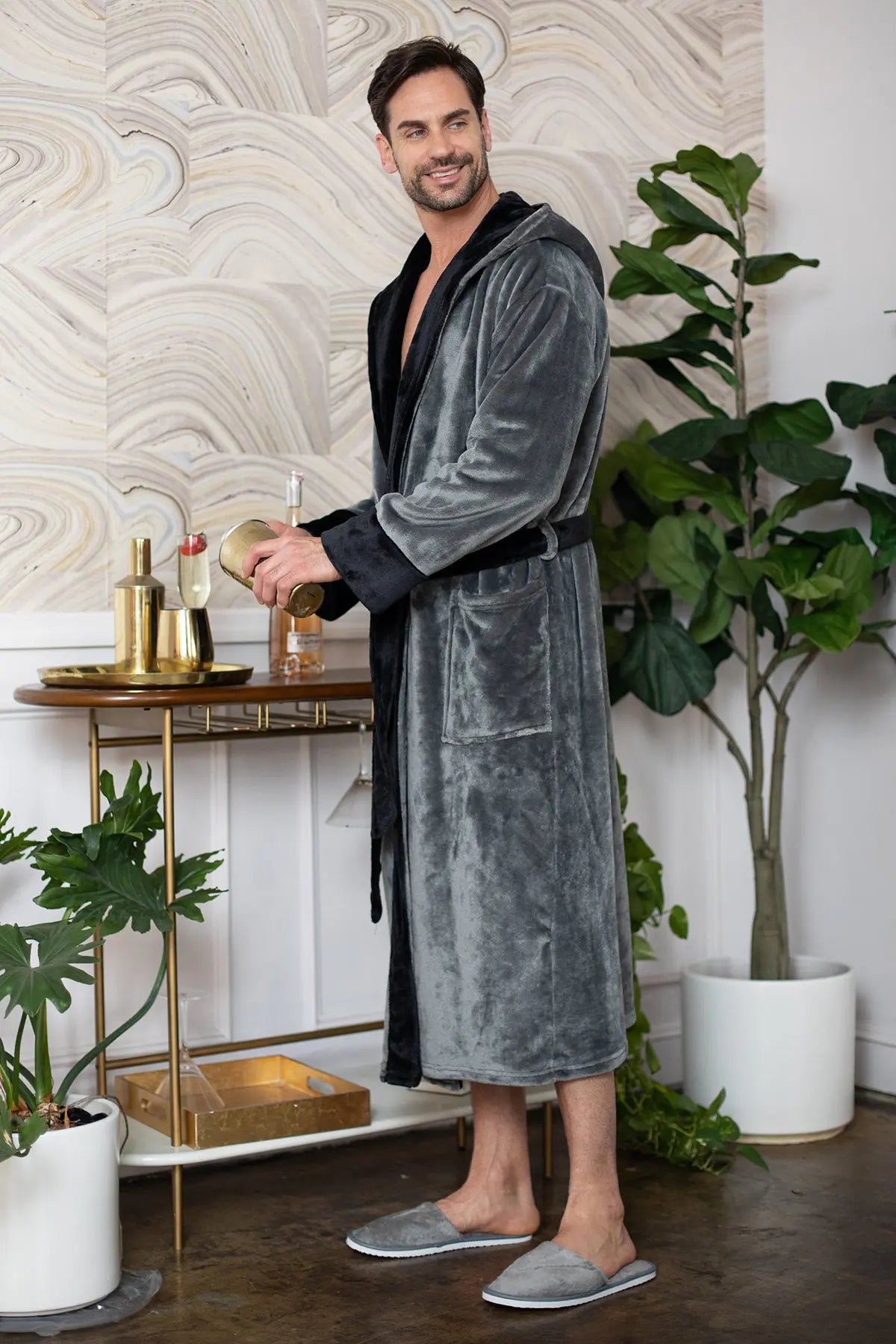 Men’s Robe with Hood – Ultra-Soft Plush Comfort for Everyday Use